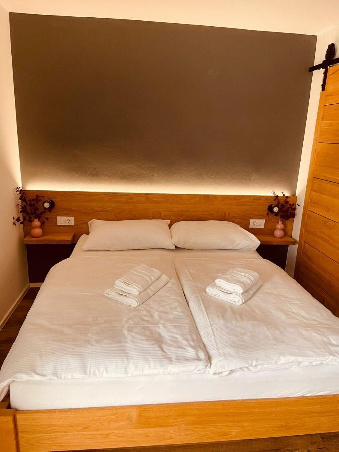 Pjagodic Hotel Cerklje - 5Min To Airport Cerklje na Gorenjskem Exteriér fotografie