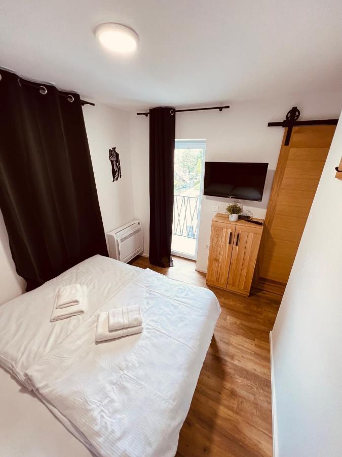 Pjagodic Hotel Cerklje - 5Min To Airport Cerklje na Gorenjskem Exteriér fotografie