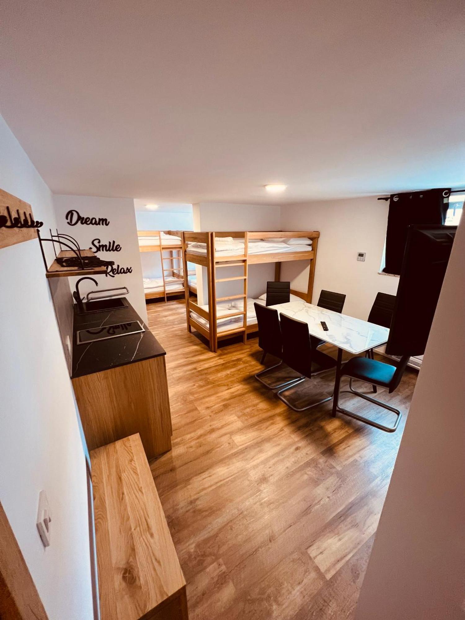Pjagodic Hotel Cerklje - 5Min To Airport Cerklje na Gorenjskem Exteriér fotografie